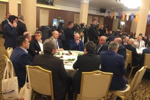 İstanbul Büyükşehir Belediye Başkan Adayı Sn.Binali Yıldırım Kahvaltısına Katılım 