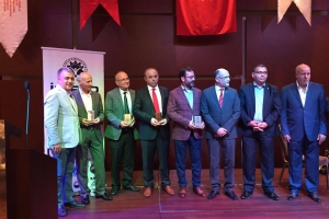 İSİFED' in düzenlemiş olduğu iftar yemeğinde buluştuk...