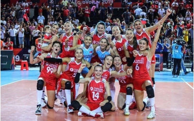 A Milli Kadın Voleybol Takımımızın Başarısını Kutluyoruz!