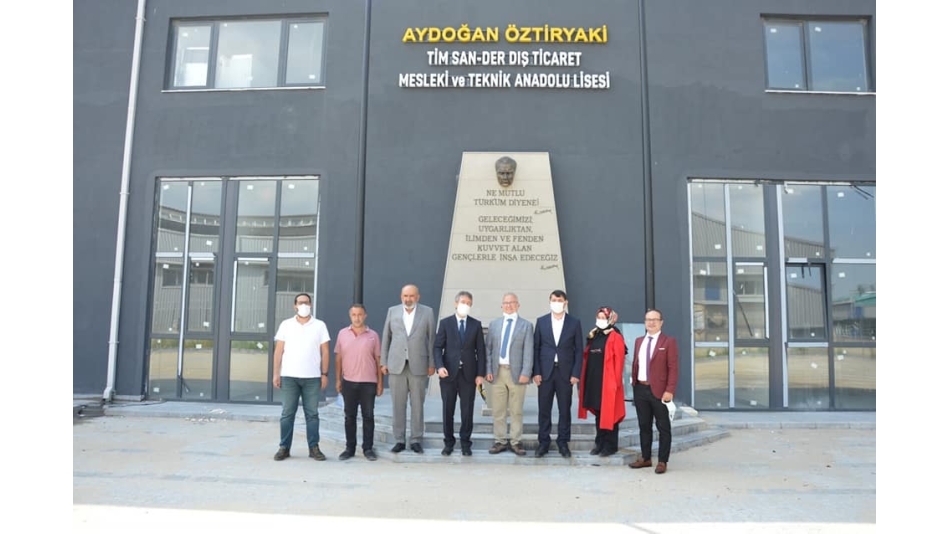 İl Milli Eğitim Müdürü ve Esenyurt İlçe Milli Eğitim Müdürü'nü misafir ettik