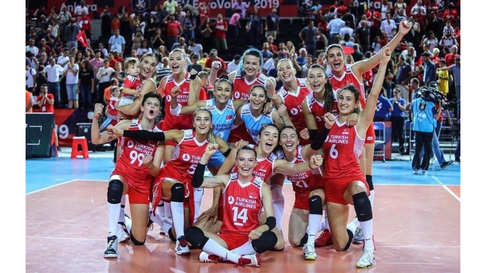 A Milli Kadın Voleybol Takımımızın Başarısını Kutluyoruz!